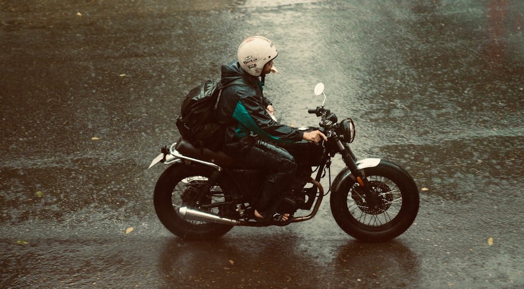 Common Riding-in-Rain Mistakes New Riders Make